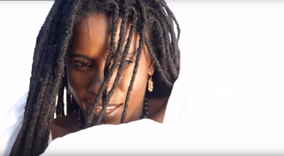 Jah9