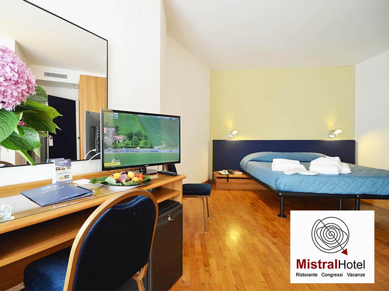 Visualizza la sezione: Hotel Mistral2 (OR)